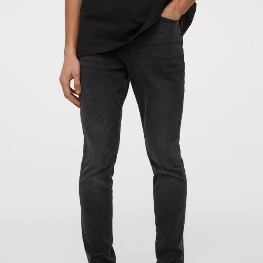 New H&M Premium Freefit® Skinny Jeans